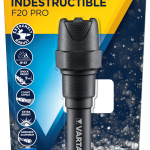 Varta Ficklampa Indestructible F20 Pro 2AA ingår.