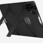 SOUOP 240W solpanel uppfälld med inbyggda stödben i solljus